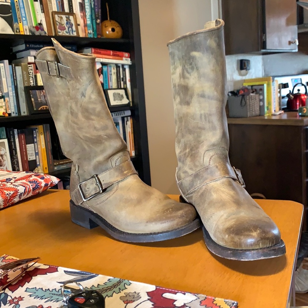 Freebies by Steven. Calf high. Size 9.